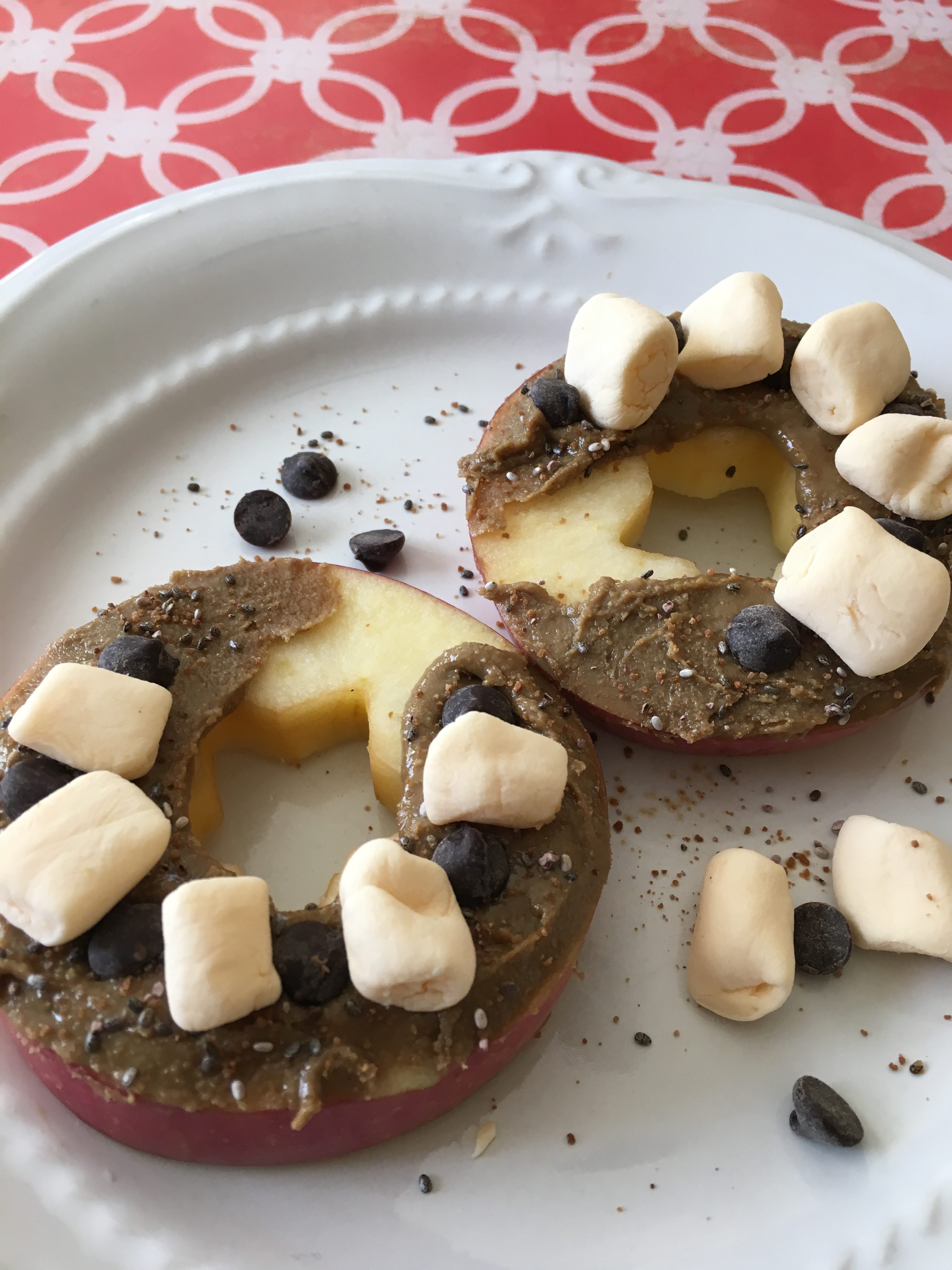 allergy-free apple snack with toppings